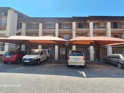 2 Bedroom Townhouse For Sale in Boksburg - img
