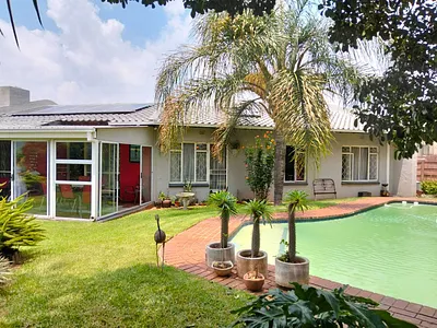 4 Bedroom House For Sale in Alberton - AQUL.webp