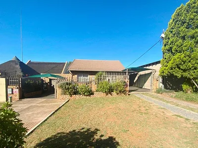 5 Bedroom House For Sale in Germiston - 0hRP.webp