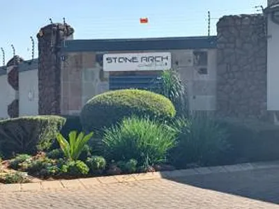 2 Bedroom Townhouse For Sale in Boksburg - LmRY.webp
