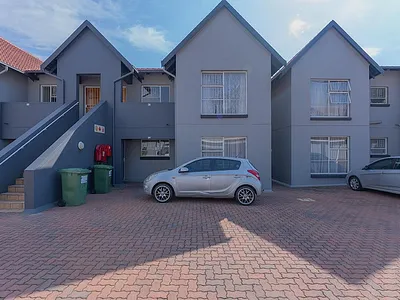 2 Bedroom Apartment For Sale in Alberton - B5F0.webp