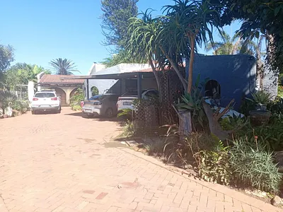 5 Bedroom House For Sale in Kempton Park - UdGh.webp