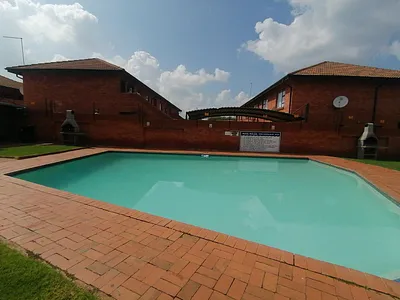 2 Bedroom Apartment To Rent in Alberton - gKSm.webp