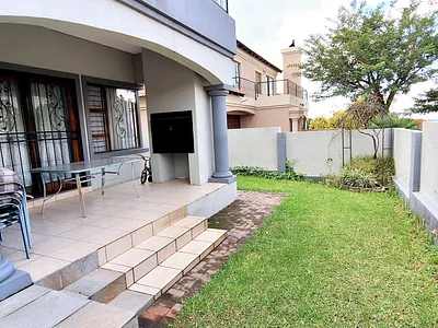3 Bedroom Townhouse For Sale in Alberton - PkIl.webp