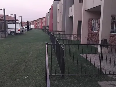 2 Bedroom Apartment For Sale in Boksburg - hf6y.webp
