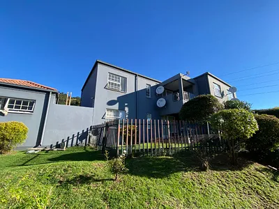 2 Bedroom Townhouse For Sale in Johannesburg - yIuV.webp