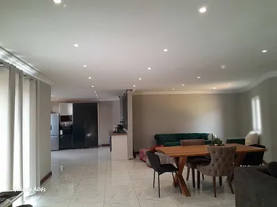 4 Bedroom House For Sale in Walkerville - QVEW.webp