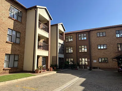 2 Bedroom Townhouse For Sale in Benoni - xbfk.webp