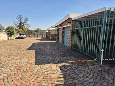 2 Bedroom Townhouse For Sale in Boksburg - w5pi.webp