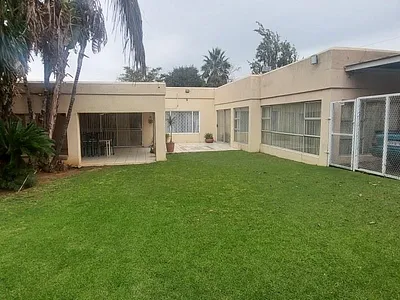 9 Bedroom House For Sale in Johannesburg - xUbl.webp