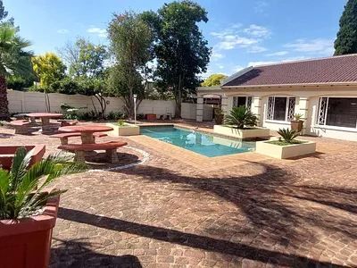 3 Bedroom House To Rent in Alberton - qbJC.webp