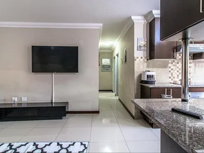 3 Bedroom Townhouse For Sale in Alberton - 5czK.webp