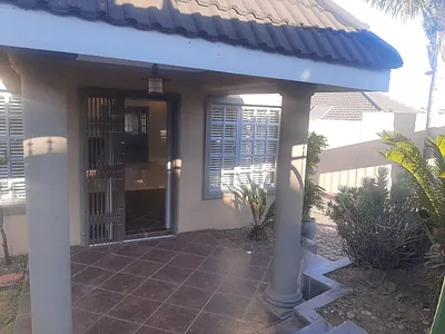4 Bedroom House For Sale in Johannesburg - KaXx.webp