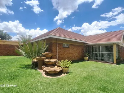 3 Bedroom House For Sale in Boksburg - lkgl.webp