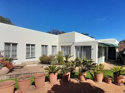 3 Bedroom House For Sale in Kempton Park - WPvm.webp