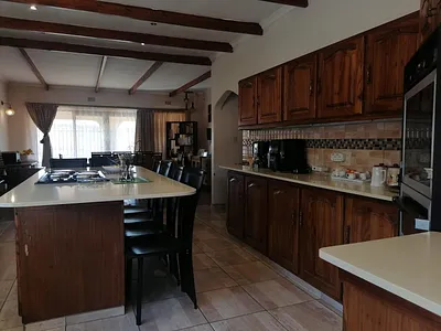 4 Bedroom House For Sale in Kempton Park - pQoX.webp