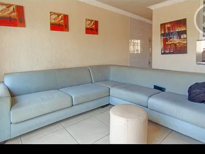 2 Bedroom Townhouse For Sale in Johannesburg - DOZY.webp