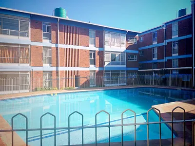 2 Bedroom Apartment For Sale in Kempton Park - 42Rr.webp