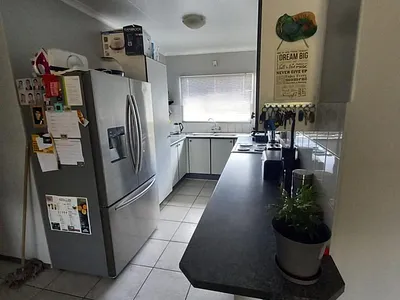 3 Bedroom Townhouse For Sale in Alberton - img