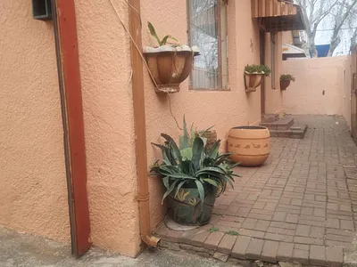 9 Bedroom House For Sale in Johannesburg - img