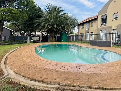 3 Bedroom Townhouse For Sale in Alberton - ctlG.webp