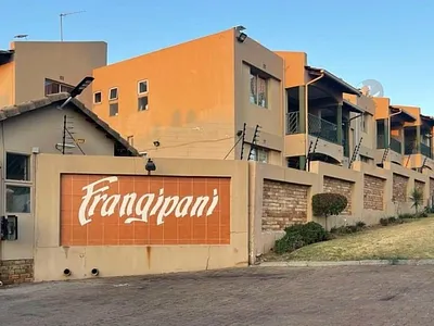 2 Bedroom Townhouse For Sale in Winchester Hills, Johannesburg - pCFB.webp