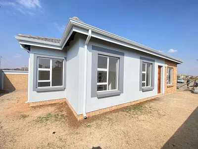 2 Bedroom House For Sale in Buhle Park, Germiston - RBEH.webp