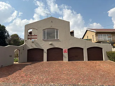 3 Bedroom House For Sale in Johannesburg - 0w8f.webp