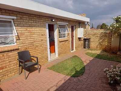 1 Bedroom Townhouse For Sale in Alberton - WVJJ.webp