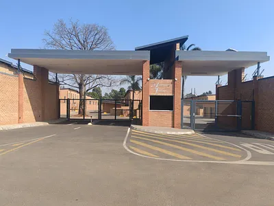 2 Bedroom Townhouse For Sale in Kempton Park - img