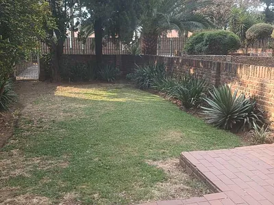 4 Bedroom Townhouse For Sale in Boksburg - img