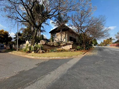 19 Bedroom House For Sale in Kempton Park - img
