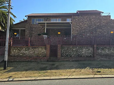 3 Bedroom House For Sale in Johannesburg - zqou.webp