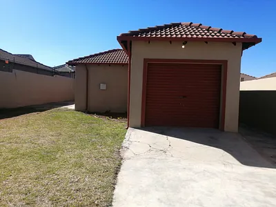 3 Bedroom House To Rent in Alveda, Johannesburg - qfEw.webp