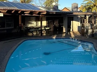 3 Bedroom House For Sale in Kempton Park - uYfW.webp