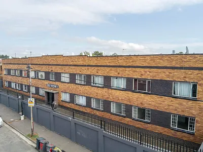 44 Bedroom Apartment For Sale in Johannesburg - Unqp.webp