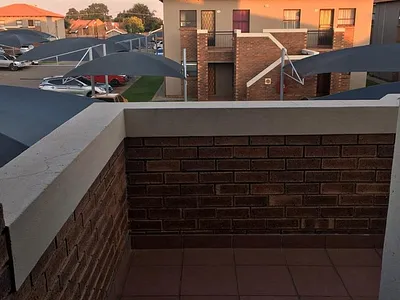 2 Bedroom Townhouse For Sale in Kempton Park - lBYD.webp