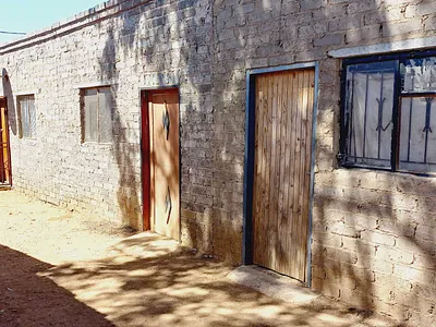 8 Bedroom House For Sale in Orange Farm, Evaton - ilHB.webp