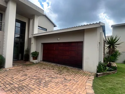 4 Bedroom House For Sale in Eye Of Africa, Eikenhof - cHGT.webp