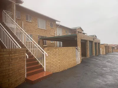 3 Bedroom Townhouse For Sale in Kempton Park - KpEZ.webp