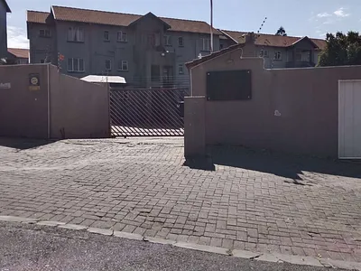 2 Bedroom Townhouse To Rent in Johannesburg - uGQY.webp