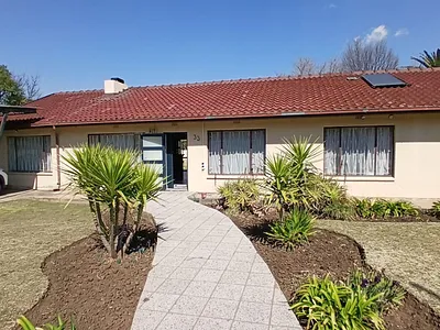 3 Bedroom House For Sale in Alberton - dvgy.webp