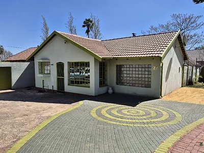 3 Bedroom House For Sale in Brakpan - DbE8.webp