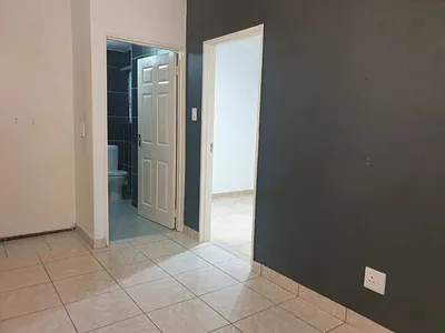 3 Bedroom Townhouse For Sale in Johannesburg - rkZJ.webp