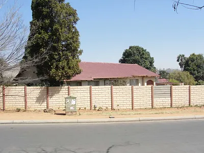 3 Bedroom House For Sale in Birch Acres, Kempton Park - 8Q4K.webp