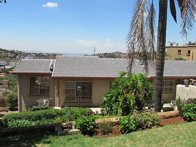 3 Bedroom House For Sale in Johannesburg - Kigw.webp