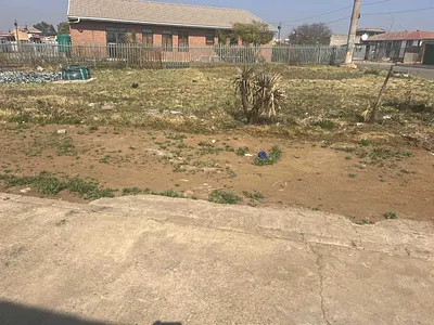 Vacant Land For Sale in Soweto - SQKx.webp