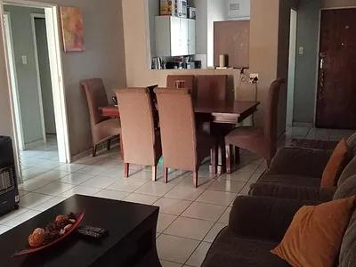 3 Bedroom Apartment For Sale in Germiston - img