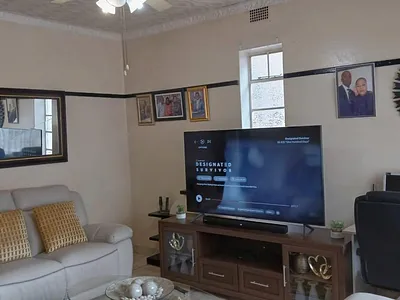 2 Bedroom Apartment For Sale in Germiston - img