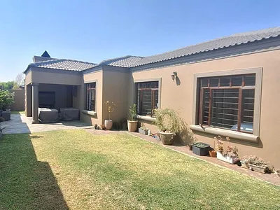 3 Bedroom House For Sale in Beyers Park, Boksburg - vBFT.webp